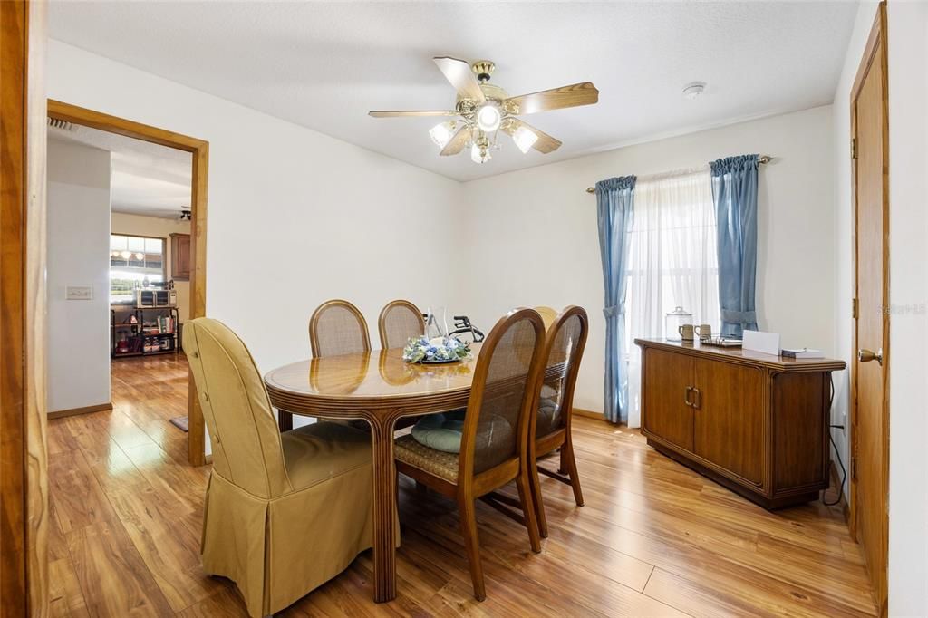 For Sale: $699,000 (6 beds, 4 baths, 3304 Square Feet)