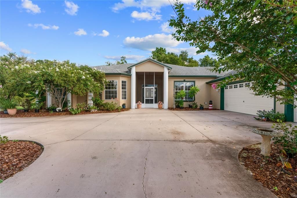 For Sale: $624,900 (4 beds, 3 baths, 3000 Square Feet)