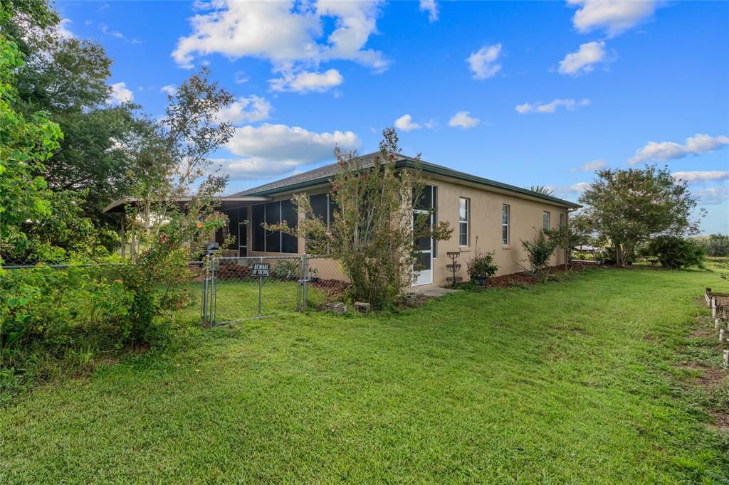 For Sale: $624,900 (4 beds, 3 baths, 3000 Square Feet)