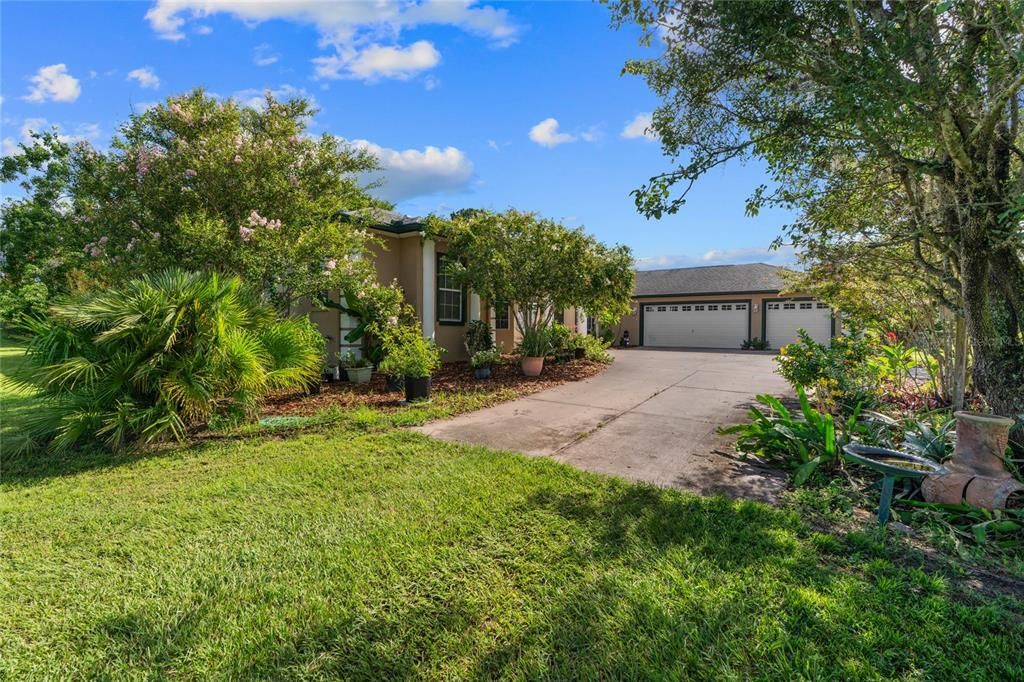 For Sale: $624,900 (4 beds, 3 baths, 3000 Square Feet)