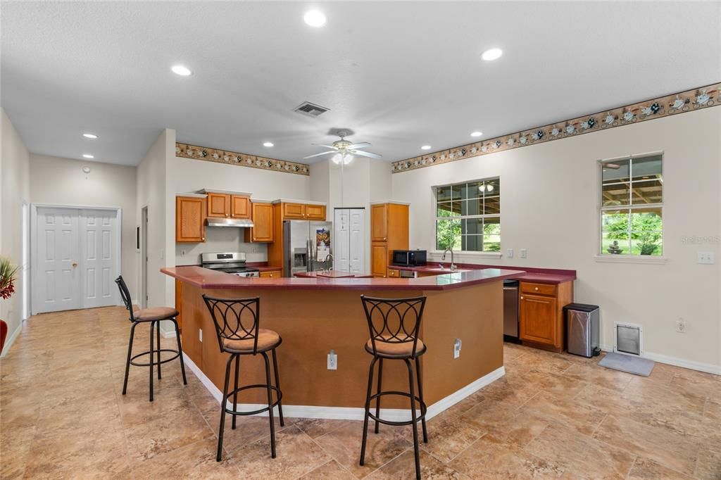 For Sale: $624,900 (4 beds, 3 baths, 3000 Square Feet)