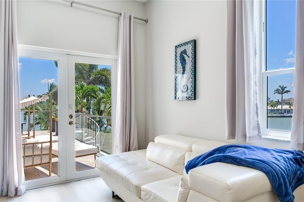 待售: $2,449,000 (5 贝兹, 5 浴室, 3767 平方英尺)