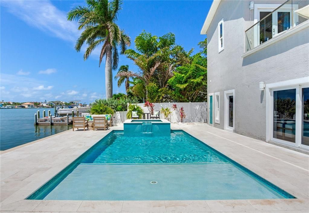 待售: $2,449,000 (5 贝兹, 5 浴室, 3767 平方英尺)