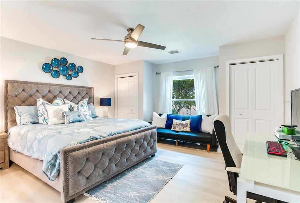 待售: $2,449,000 (5 贝兹, 5 浴室, 3767 平方英尺)