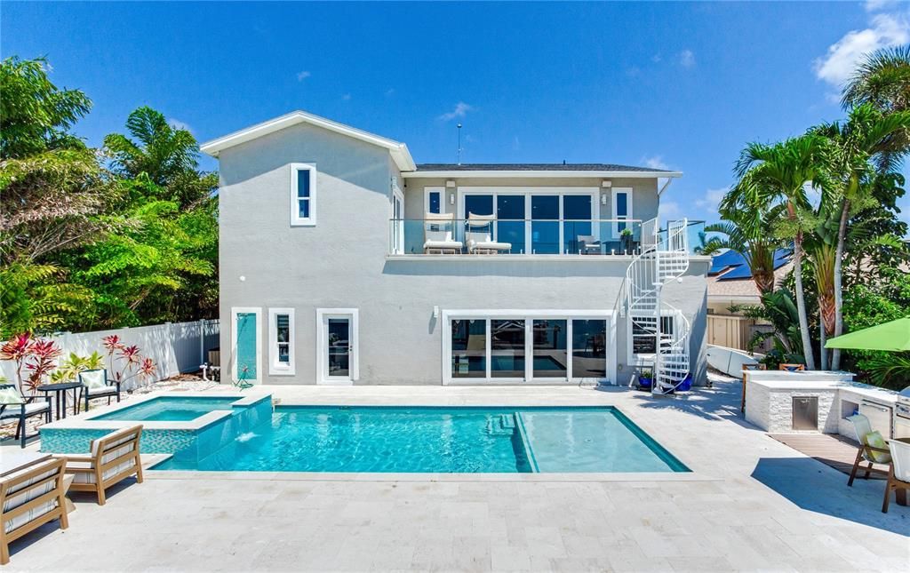 待售: $2,449,000 (5 贝兹, 5 浴室, 3767 平方英尺)