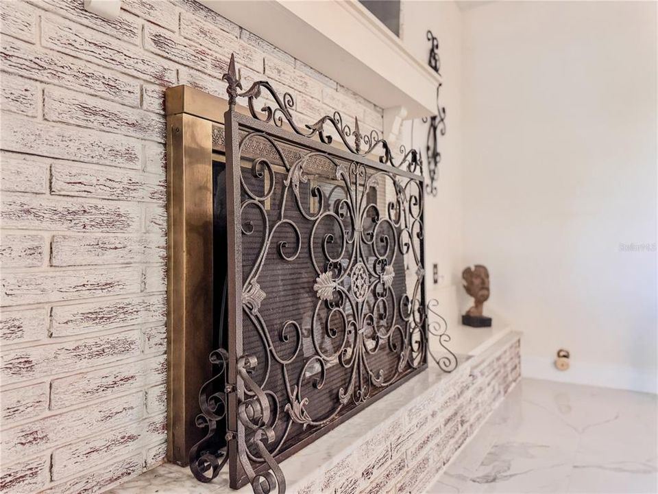 En Venta: $519,900 (4 camas, 2 baños, 1890 Pies cuadrados)