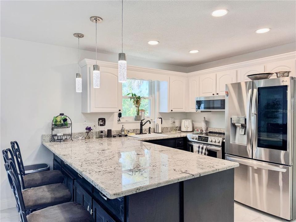 En Venta: $519,900 (4 camas, 2 baños, 1890 Pies cuadrados)