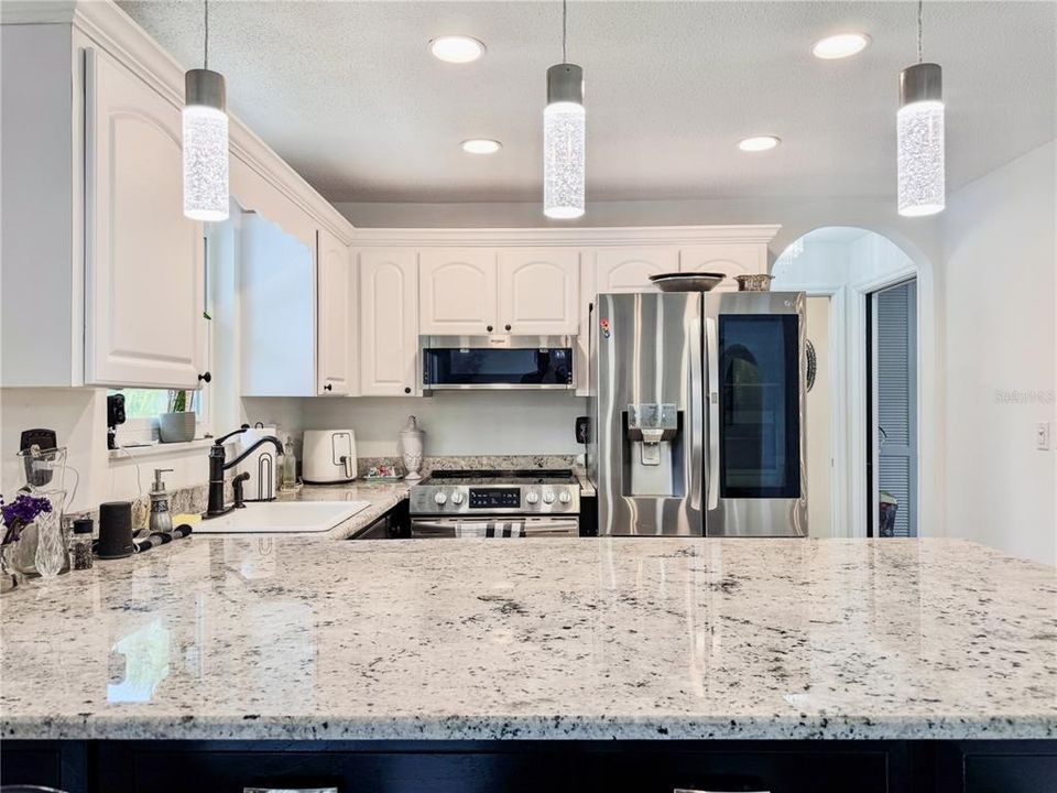 En Venta: $519,900 (4 camas, 2 baños, 1890 Pies cuadrados)