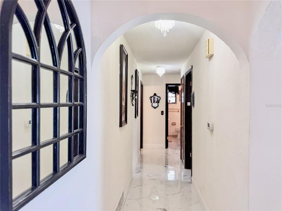 En Venta: $519,900 (4 camas, 2 baños, 1890 Pies cuadrados)