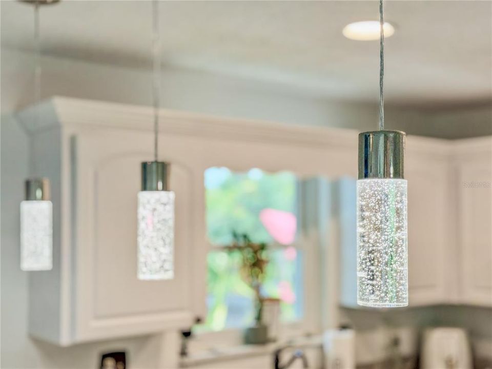 En Venta: $519,900 (4 camas, 2 baños, 1890 Pies cuadrados)