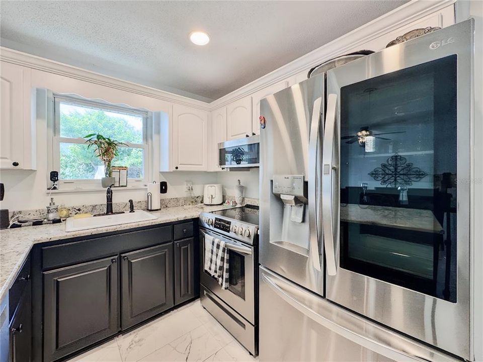 En Venta: $519,900 (4 camas, 2 baños, 1890 Pies cuadrados)