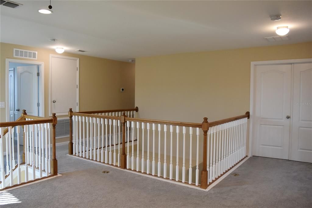 For Rent: $3,000 (5 beds, 3 baths, 2920 Square Feet)