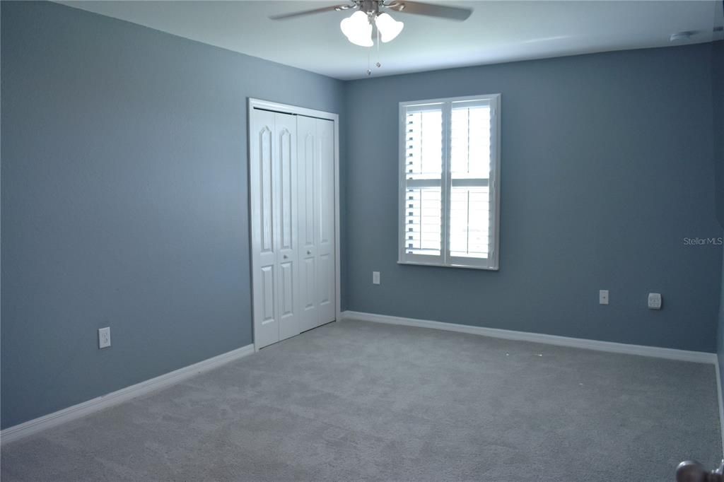 For Rent: $3,000 (5 beds, 3 baths, 2920 Square Feet)