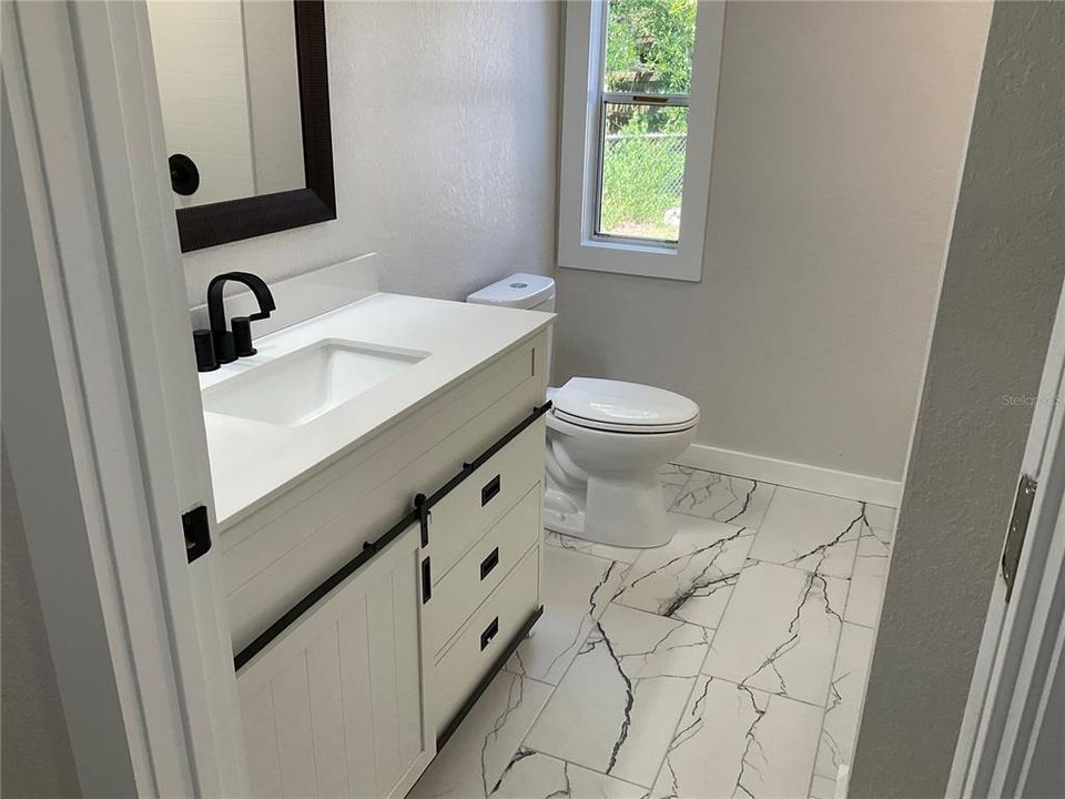 For Sale: $194,900 (4 beds, 2 baths, 1554 Square Feet)