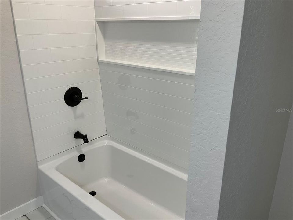 For Sale: $194,900 (4 beds, 2 baths, 1554 Square Feet)