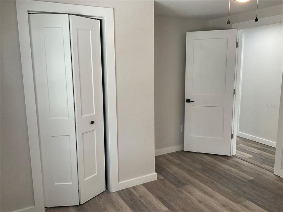 For Sale: $194,900 (4 beds, 2 baths, 1554 Square Feet)