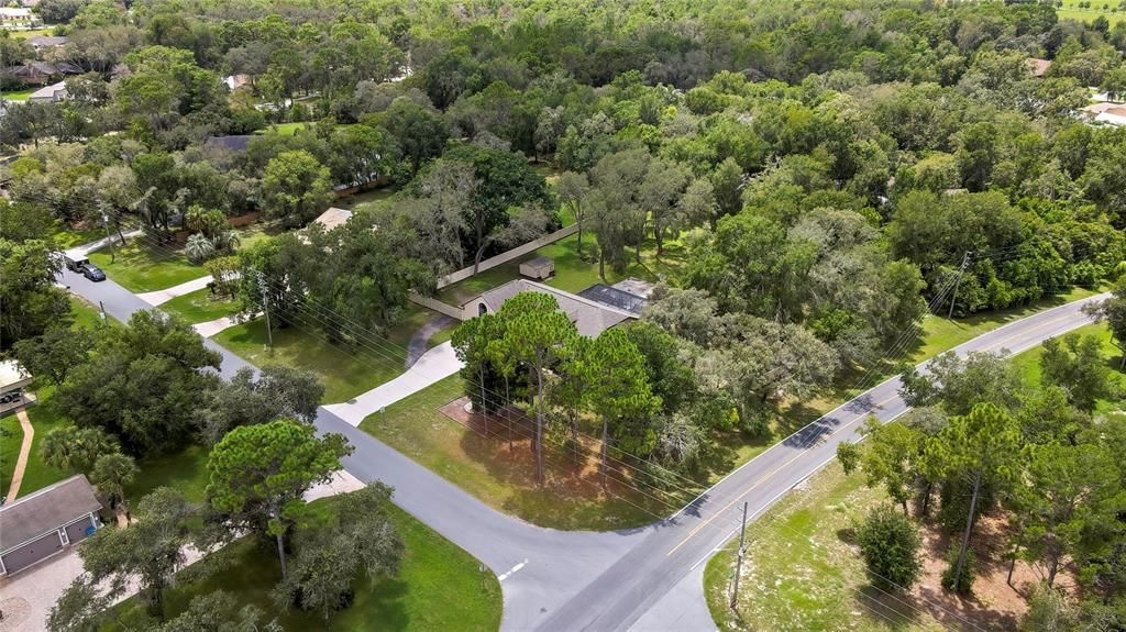 合同活跃: $554,900 (3 贝兹, 2 浴室, 2828 平方英尺)