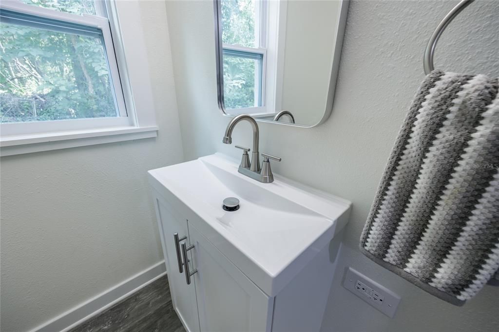 En Venta: $199,000 (3 camas, 1 baños, 1297 Pies cuadrados)