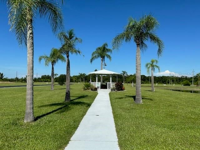 En Venta: $59,900 (0.04 acres)