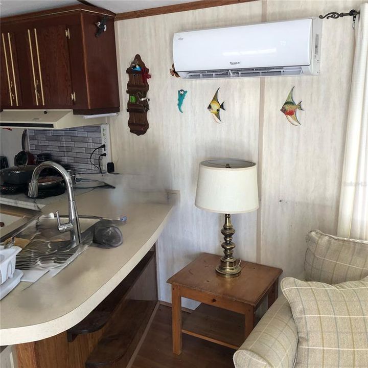 На продажу: $95,000 (1 спален, 1 ванн, 396 Квадратных фут)