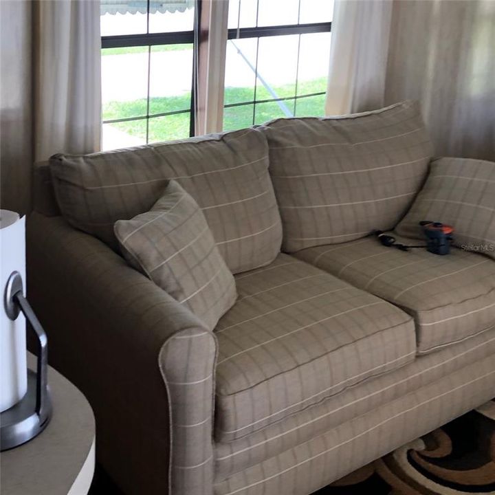 На продажу: $95,000 (1 спален, 1 ванн, 396 Квадратных фут)