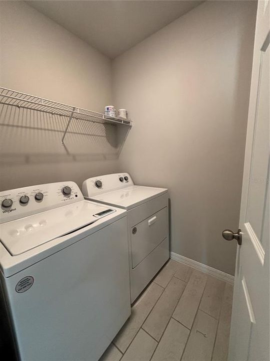 В аренду: $2,150 (4 спален, 2 ванн, 1848 Квадратных фут)