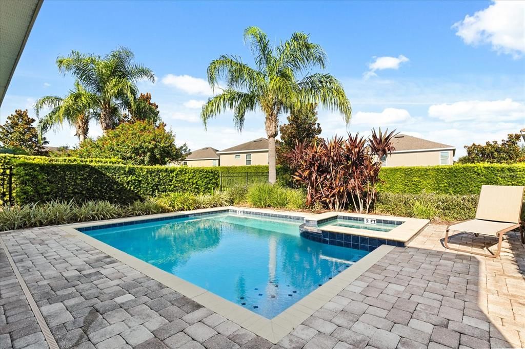 Active With Contract: $570,000 (6 beds, 5 baths, 3099 Square Feet)