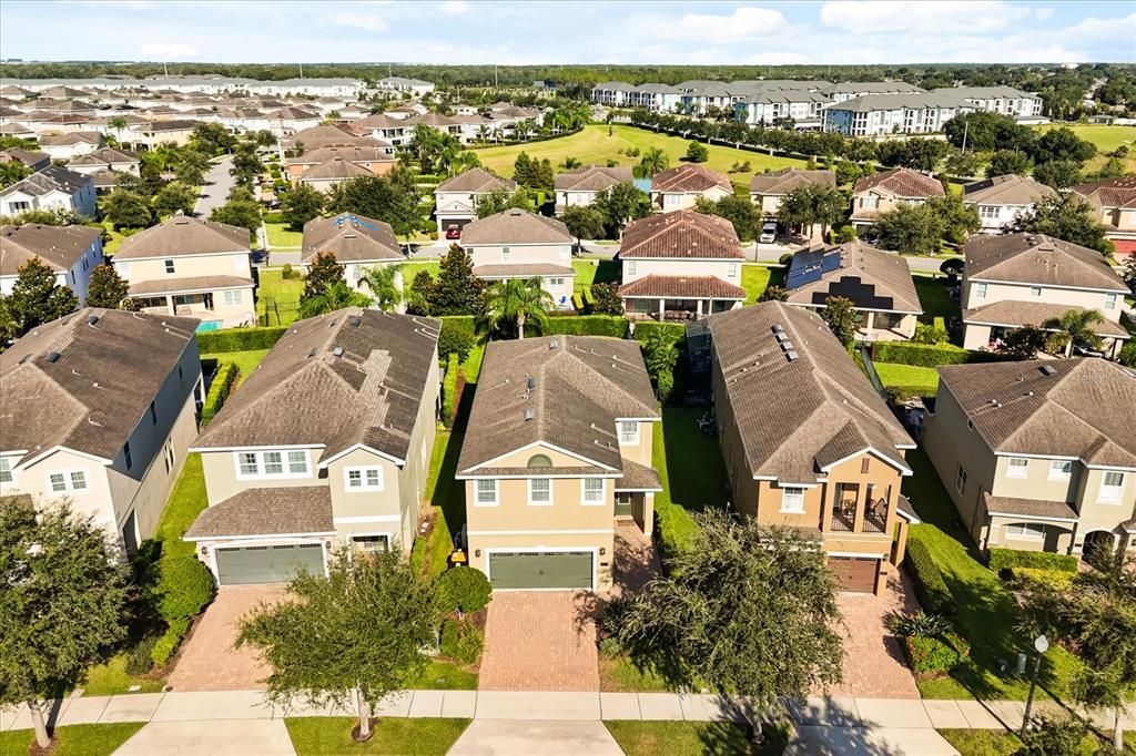 Active With Contract: $570,000 (6 beds, 5 baths, 3099 Square Feet)