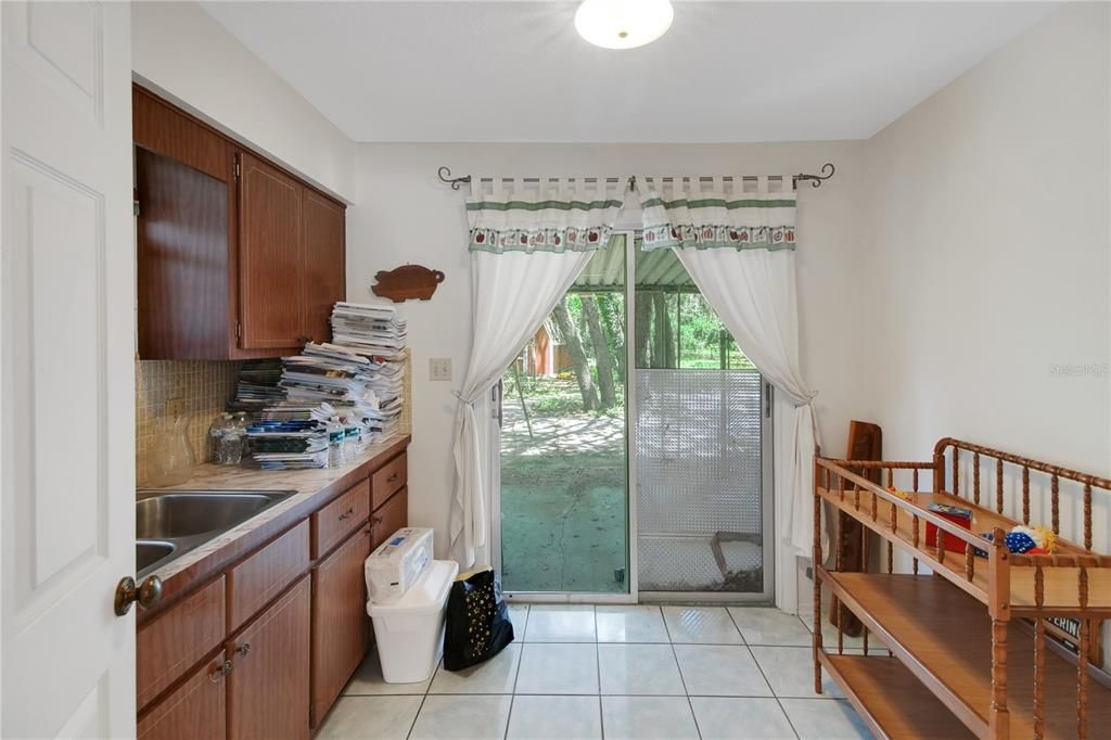 На продажу: $599,900 (6 спален, 5 ванн, 3752 Квадратных фут)