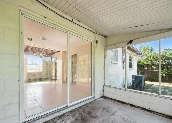 Active With Contract: $137,900 (4 beds, 2 baths, 1628 Square Feet)