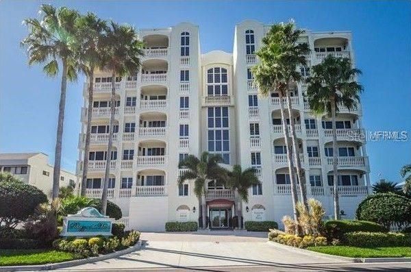 Recently Rented: $6,950 (3 beds, 3 baths, 3768 Square Feet)