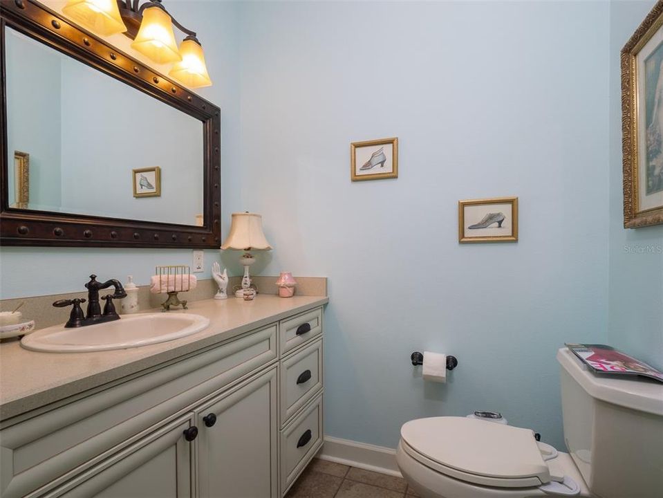 En Venta: $3,485,000 (3 camas, 2 baños, 3369 Pies cuadrados)