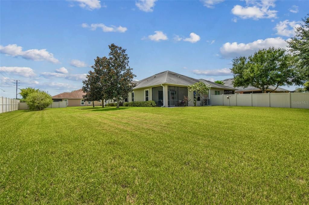 Active With Contract: $369,000 (2 beds, 2 baths, 1629 Square Feet)