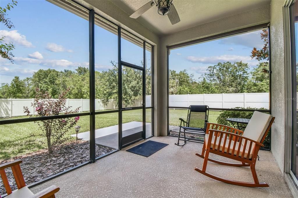 Active With Contract: $369,000 (2 beds, 2 baths, 1629 Square Feet)