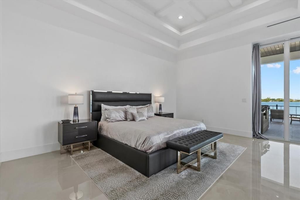 待售: $5,500,000 (3 贝兹, 4 浴室, 4048 平方英尺)