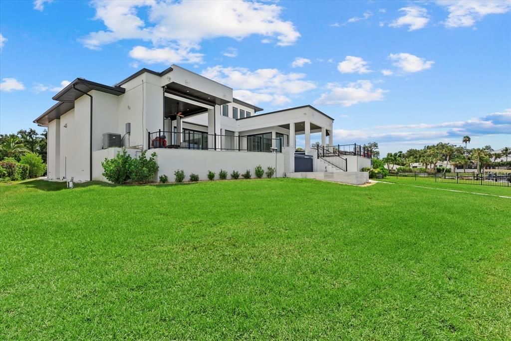 待售: $5,500,000 (3 贝兹, 4 浴室, 4048 平方英尺)