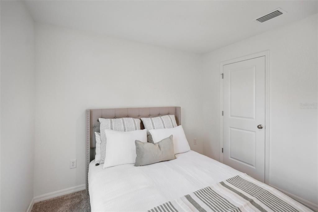 На продажу: $259,888 (3 спален, 2 ванн, 1666 Квадратных фут)