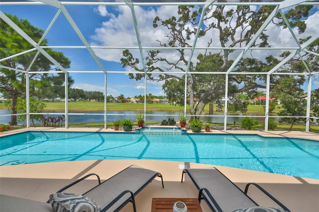 合同活跃: $569,000 (3 贝兹, 2 浴室, 2202 平方英尺)