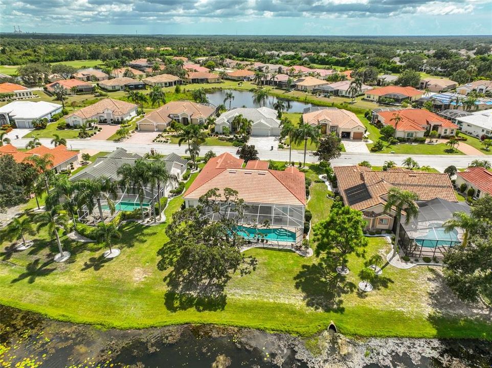 合同活跃: $569,000 (3 贝兹, 2 浴室, 2202 平方英尺)