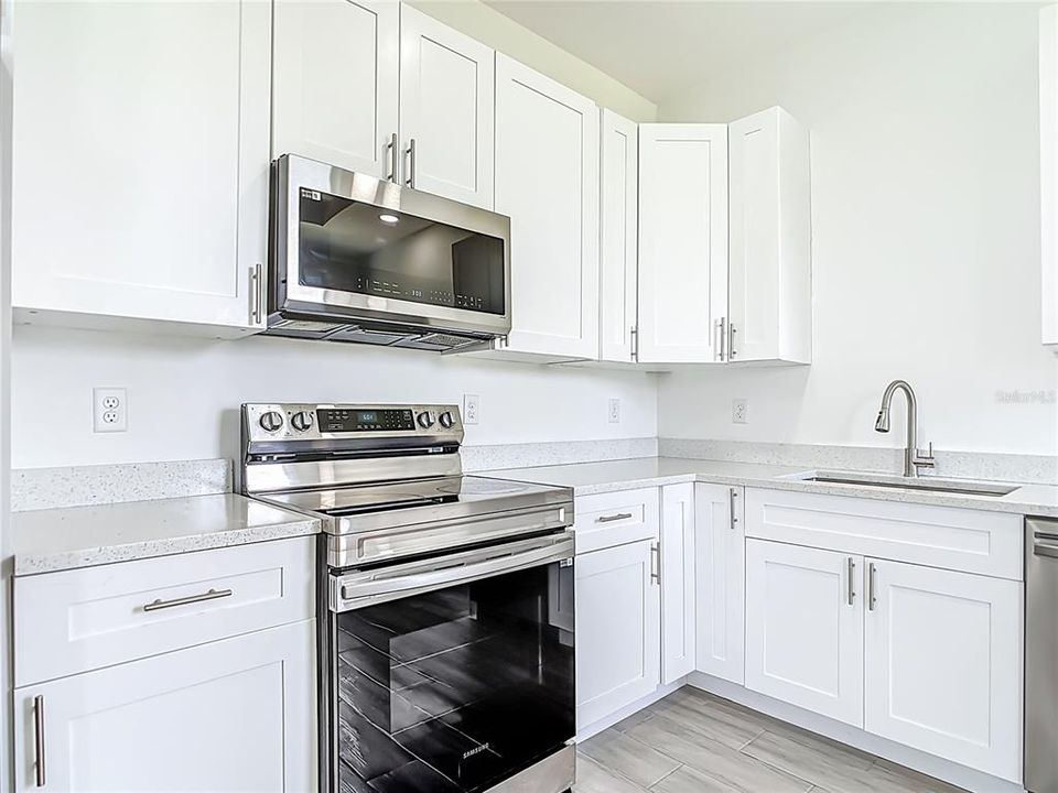 En Renta: $1,550 (3 camas, 2 baños, 1047 Pies cuadrados)