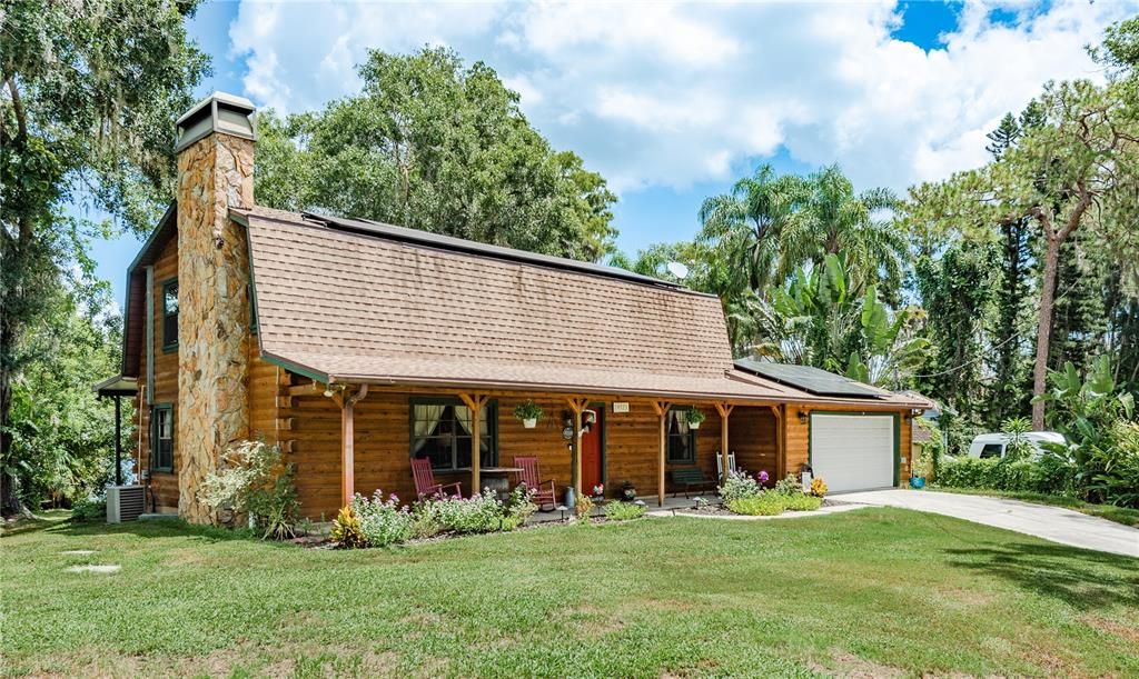 For Sale: $575,000 (4 beds, 2 baths, 1949 Square Feet)