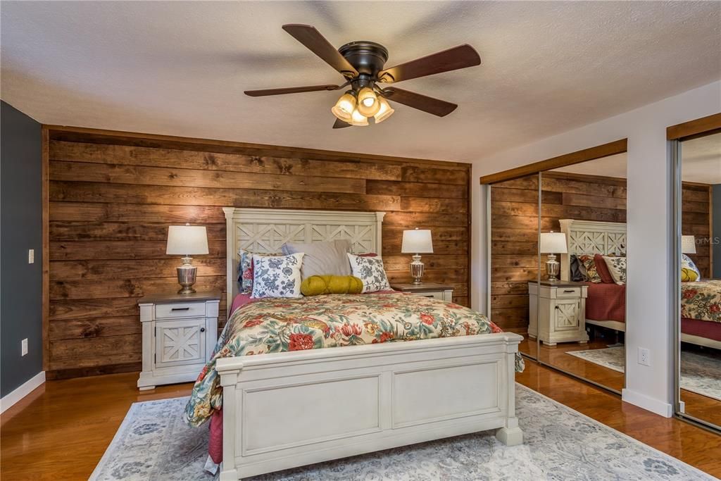 For Sale: $575,000 (4 beds, 2 baths, 1949 Square Feet)