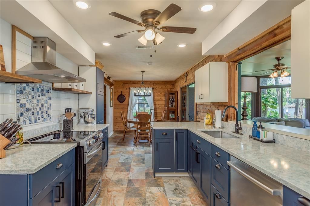 For Sale: $575,000 (4 beds, 2 baths, 1949 Square Feet)