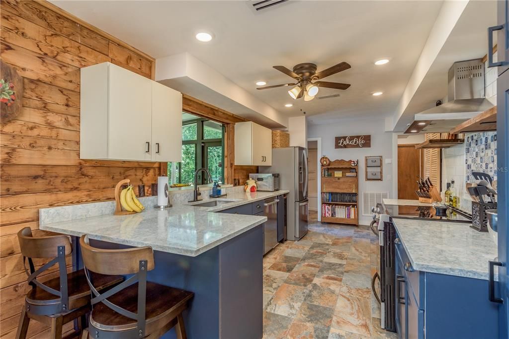 For Sale: $575,000 (4 beds, 2 baths, 1949 Square Feet)