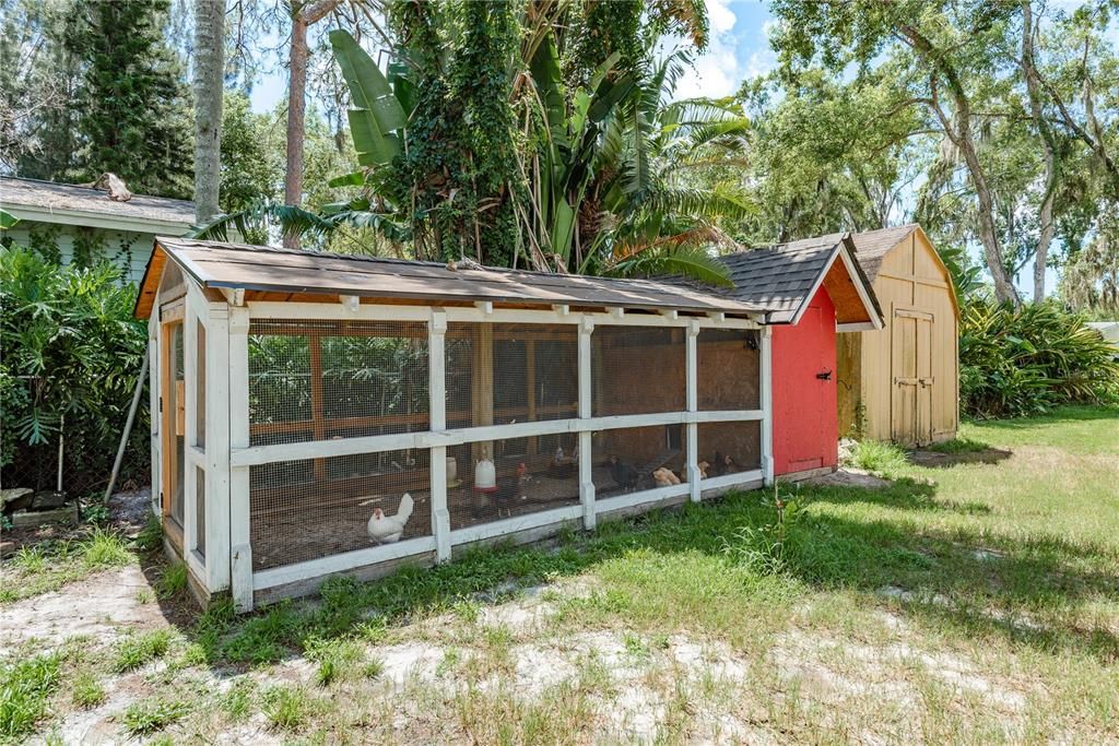 For Sale: $575,000 (4 beds, 2 baths, 1949 Square Feet)