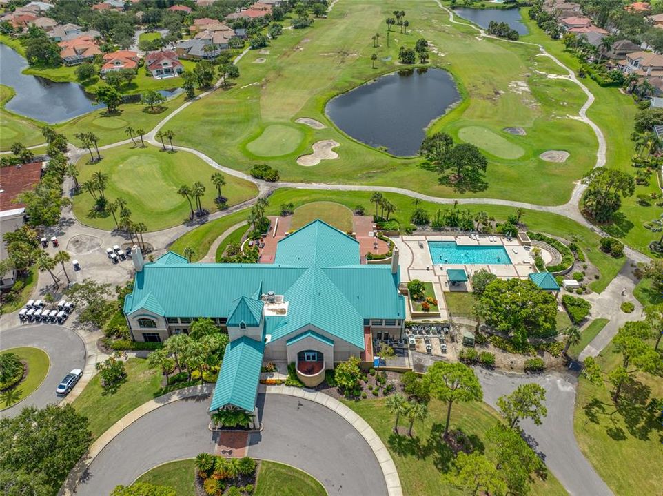 Activo con contrato: $899,000 (4 camas, 2 baños, 2589 Pies cuadrados)