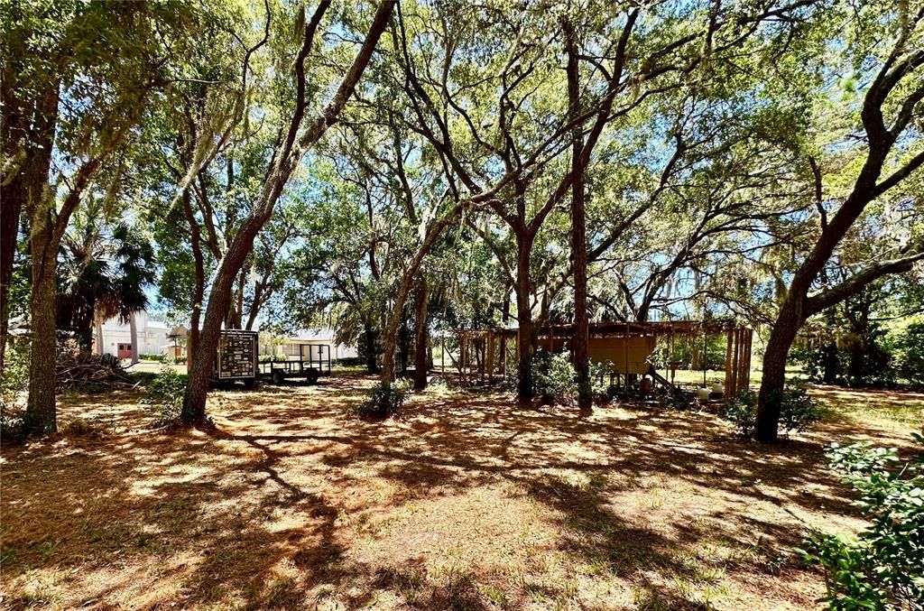 Под контрактом: $950,000 (0 спален, 0 ванн, 20426 Квадратных фут)