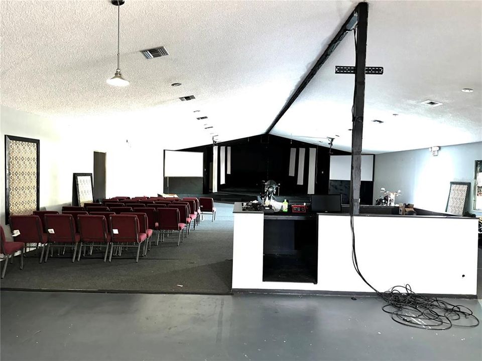 Под контрактом: $950,000 (0 спален, 0 ванн, 20426 Квадратных фут)