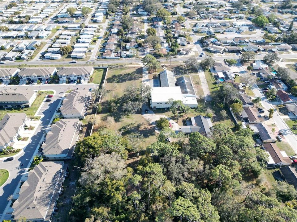 Под контрактом: $950,000 (0 спален, 0 ванн, 20426 Квадратных фут)