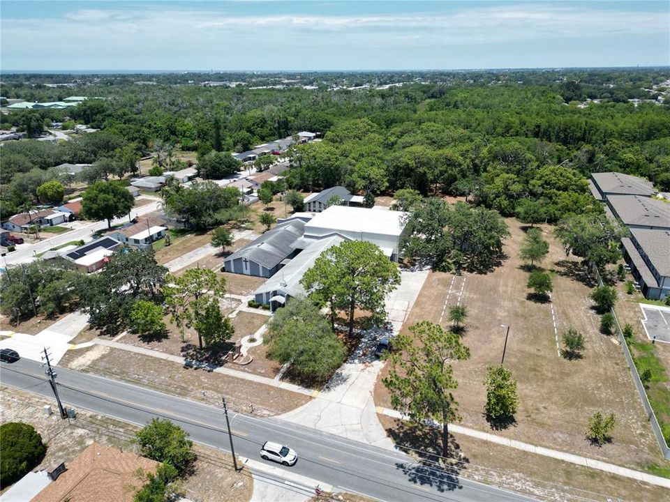 Под контрактом: $950,000 (0 спален, 0 ванн, 20426 Квадратных фут)